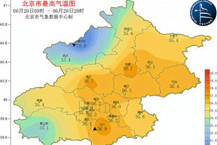 高效又全面！马尔卡宁半场9投6中砍下15分7板3助 正负值+13